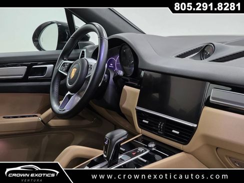 Used 2022 Porsche Cayenne Platinum Edition AWD/4WD image 13