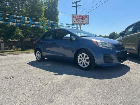 Used 2016 Kia Rio LX FWD image 2