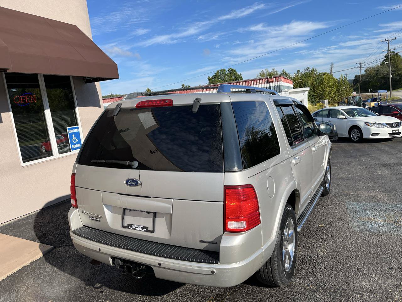 Used 2004 Ford Explorer Limited AWD/4WD image 8