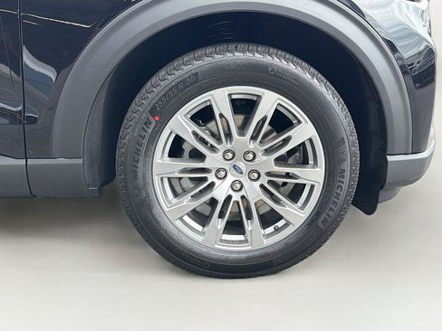 New 2026 Ford Explorer Active w/ Active Comfort Package AWD/4WD image 37