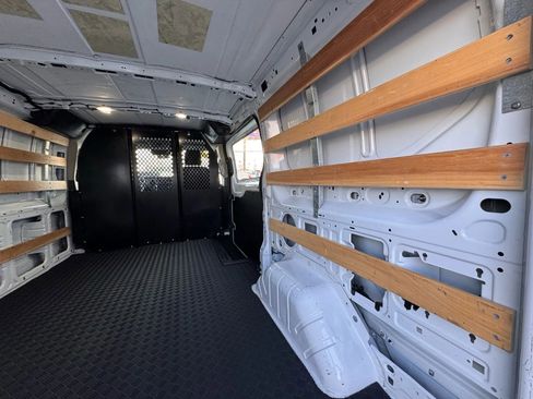 Used 2024 Ford Transit 250 Low Roof w/ Exterior Upgrade Package image 31