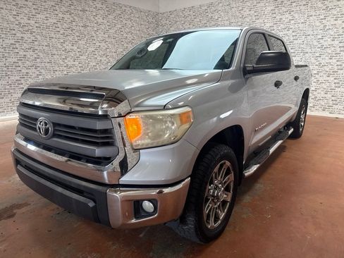 Used 2014 Toyota Tundra SR5 RWD image 3