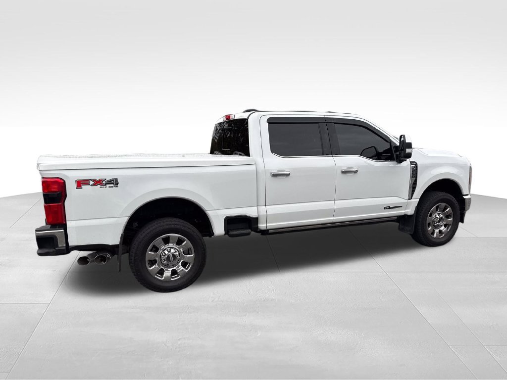 Used 2024 Ford F250 Lariat w/ Lariat Ultimate Package AWD/4WD image 3