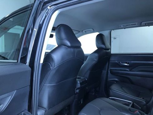 Certified 2025 Toyota Grand Highlander AWD image 21