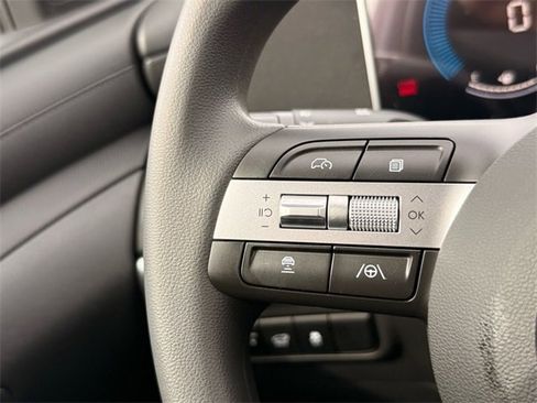 Certified 2025 Hyundai Tucson SEL image 10