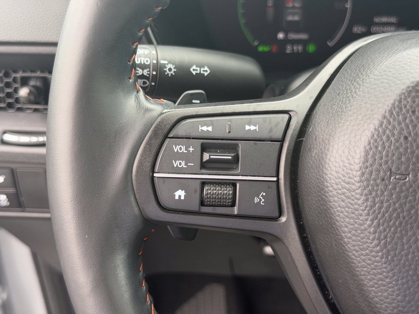 Used 2025 Honda CR-V Sport-L image 17