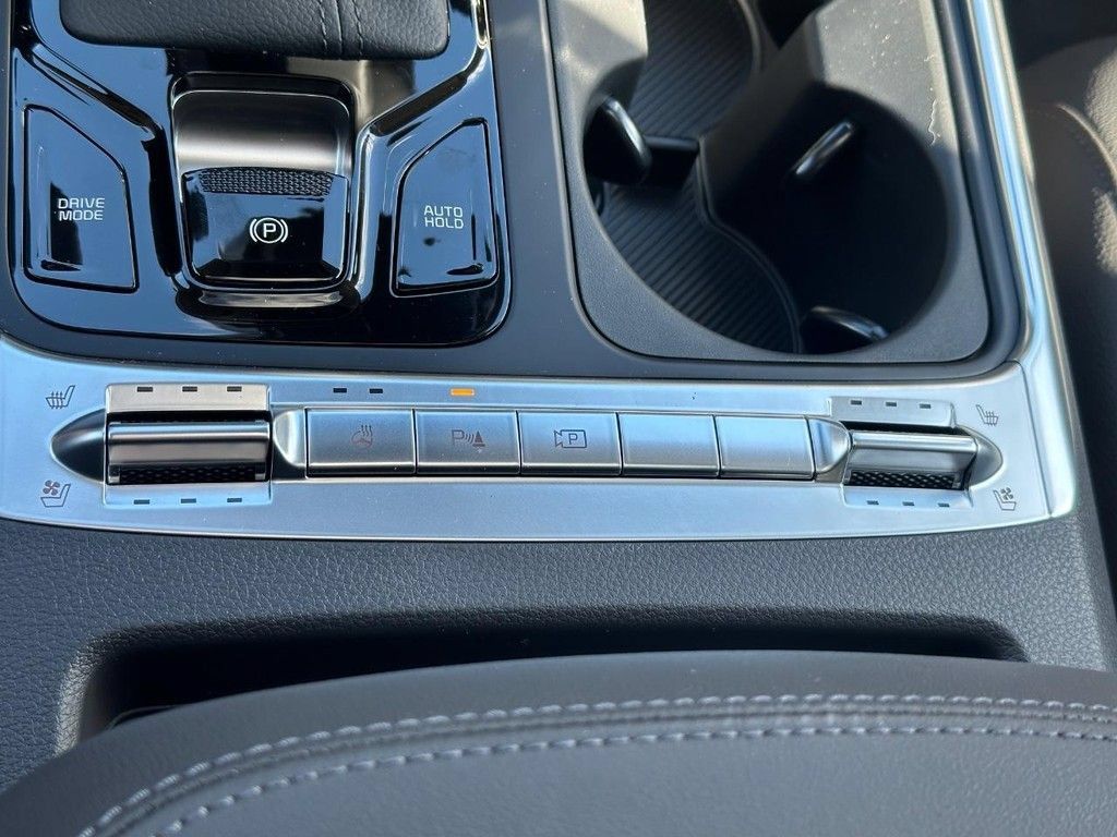New 2026 Kia Carnival SX Prestige FWD image 22