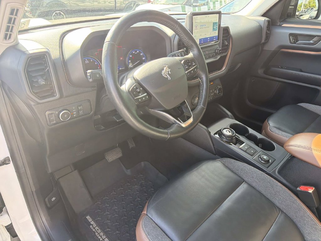Used 2022 Ford Bronco Sport Outer Banks w/ Tech Package AWD/4WD image 25
