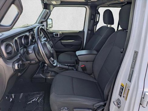 Used 2022 Jeep Wrangler Unlimited Sport AWD/4WD image 16
