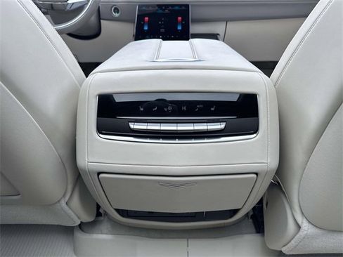 Certified 2025 Cadillac Escalade Sport Platinum w/ LPO, Floor Liner Package image 32