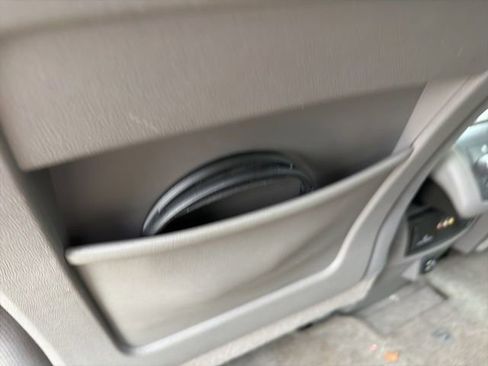 Used 2017 Chevrolet Traverse LT w/ Traveler's Package AWD/4WD image 21