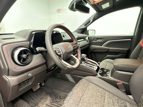 Certified 2023 Chevrolet Colorado Z71 w/ Z71 Convenience Package 2 AWD/4WD image 4