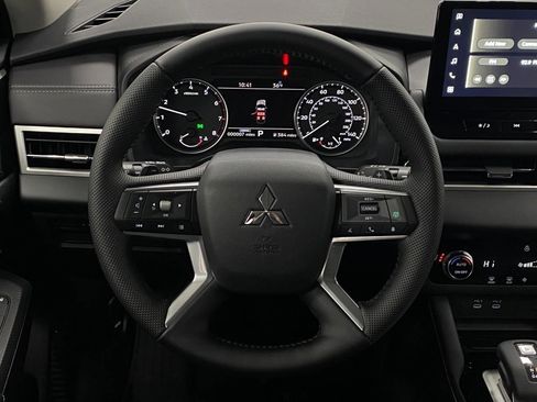 New 2026 Mitsubishi Outlander AWD image 48