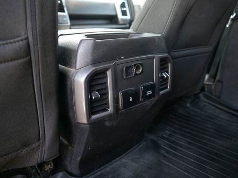 Used 2019 Ford F150 XLT w/ Equipment Group 302A Luxury AWD/4WD image 26