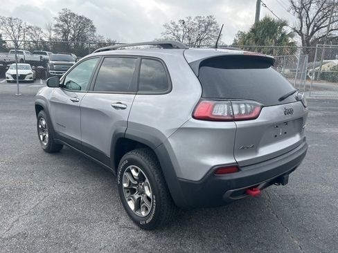 Used 2019 Jeep Cherokee Trailhawk w/ Trailer Tow Group image 3
