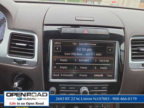 Used 2012 Volkswagen Touareg Sport AWD/4WD image 22