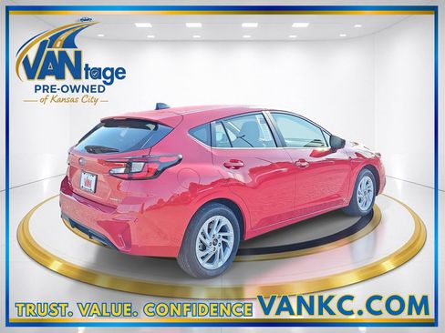 Certified 2025 Subaru Impreza 2.0i image 6