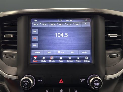 Used 2020 RAM 1500 Big Horn AWD/4WD image 13