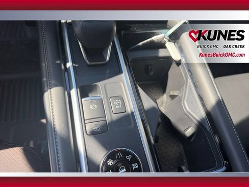 Used 2024 Nissan Pathfinder SL w/ SL Premium Package AWD/4WD image 29