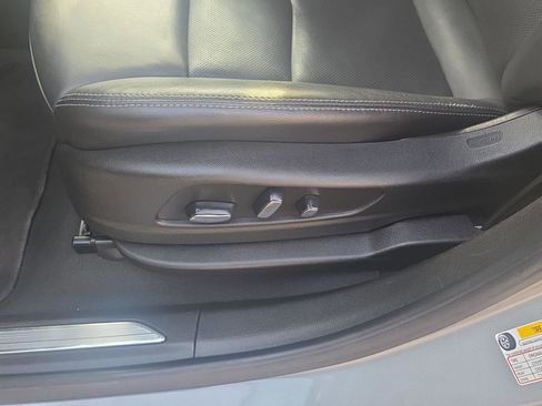 Used 2024 Cadillac XT5 Premium Luxury image 15