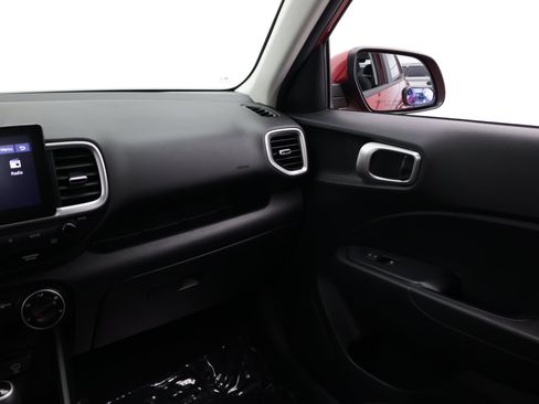 Used 2023 Hyundai Venue SE FWD image 27