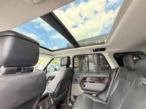 Used 2019 Land Rover Range Rover HSE AWD/4WD image 19
