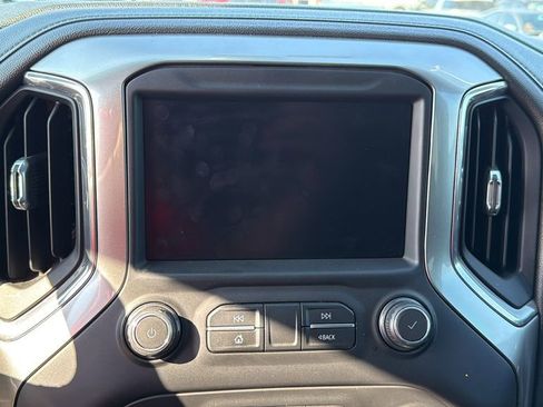 Used 2019 Chevrolet Silverado 1500 LT w/ Texas Edition RWD image 9