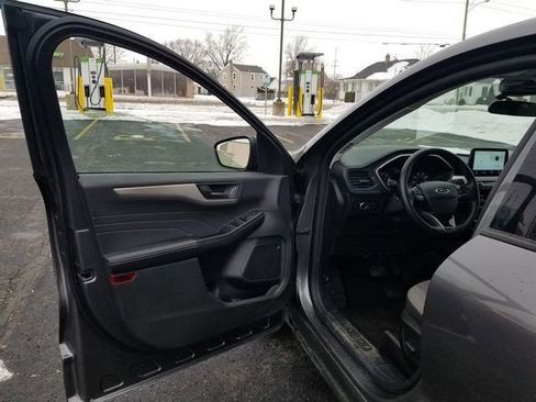 Certified 2022 Ford Escape SE w/ Convenience Package image 10