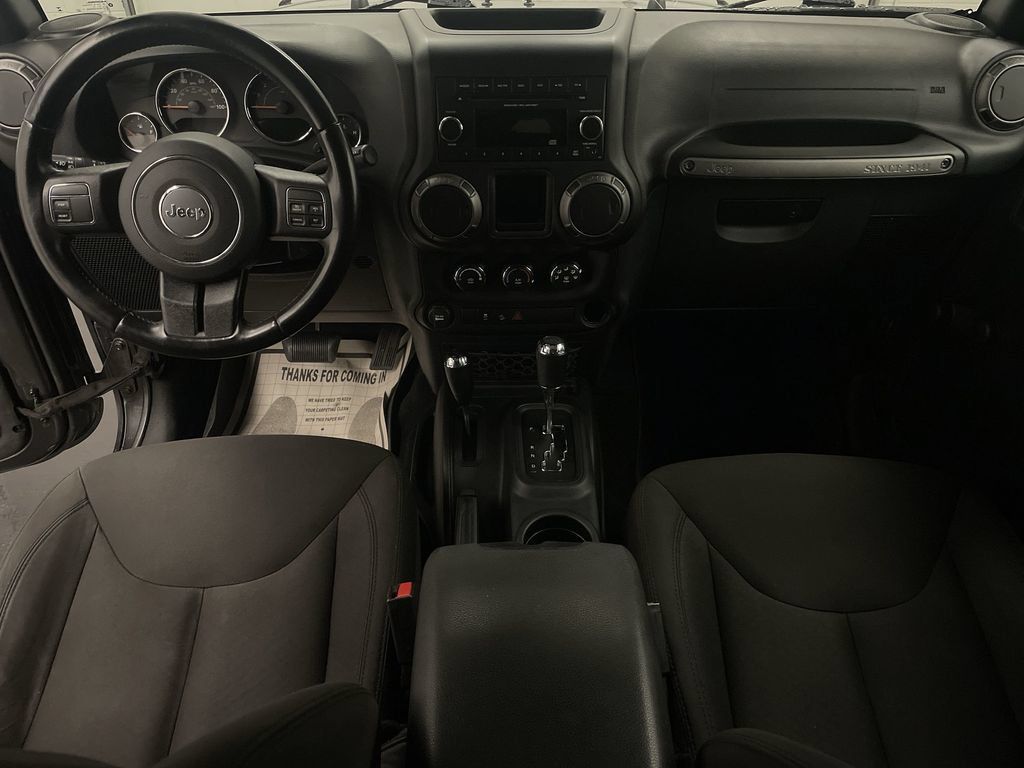 Used 2018 Jeep Wrangler Sport AWD/4WD image 11