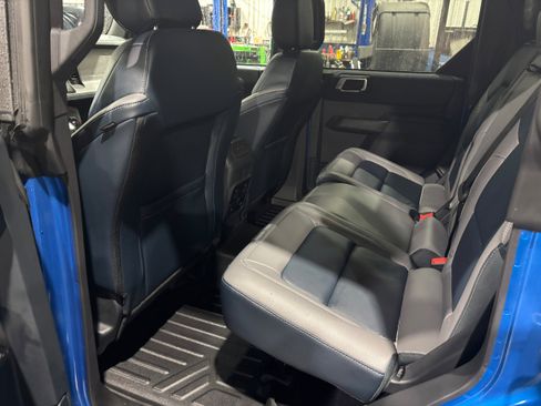Used 2024 Ford Bronco Outer Banks image 8