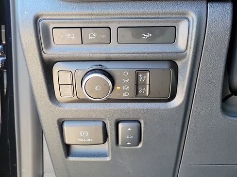 Used 2023 Ford F150 Lariat w/ Equipment Group 502A High AWD/4WD image 15