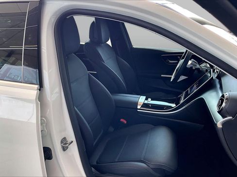 Certified 2025 Mercedes-Benz C 300 Sedan image 9