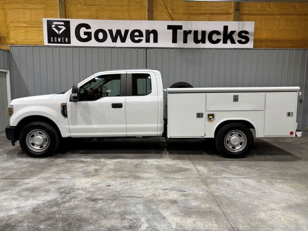 Used 2019 Ford F350 XL w/ Power Equipment Group RWD image 2