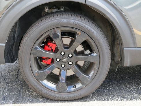 Used 2020 Ford Explorer ST w/ ST Street Pack AWD/4WD image 9