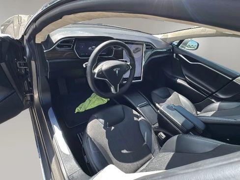 Used 2016 Tesla Model S 60 RWD image 11