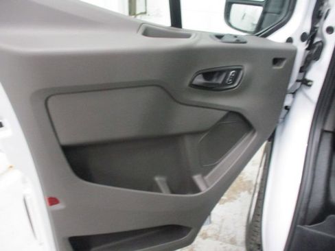 New 2023 Ford E-Transit 148 High Roof image 13