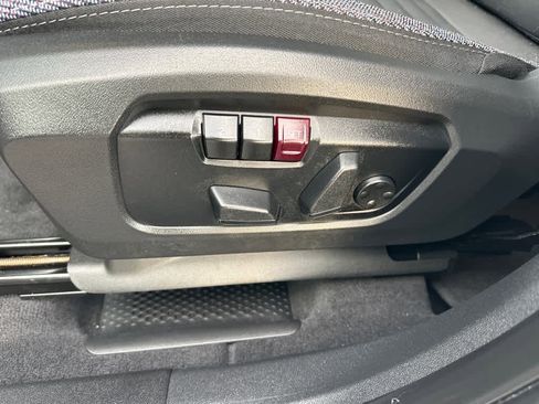 Used 2025 MINI Cooper Countryman S w/ Comfort Package Max image 17