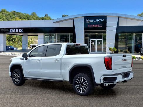Used 2025 GMC Sierra 1500 AT4 w/ AT4 Premium Package AWD/4WD image 3