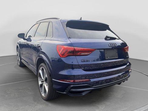 Used 2021 Audi Q3 2.0T Premium w/ Convenience Package AWD/4WD image 3