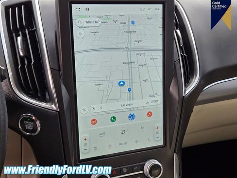 Certified 2021 Ford Edge Titanium w/ Class II Trailer Tow Package image 19