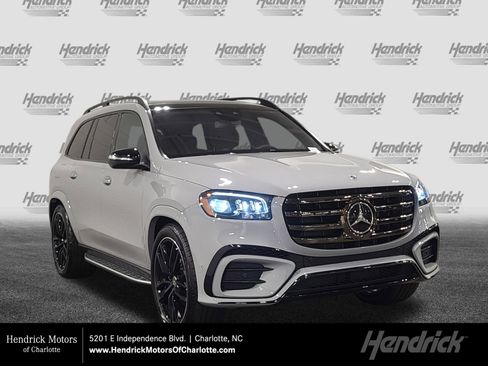 New 2026 Mercedes-Benz GLS 580 4MATIC image 1