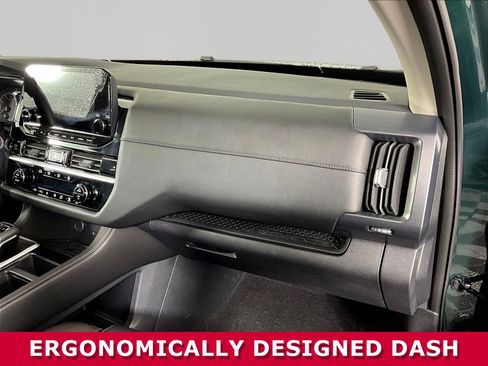 Certified 2025 Nissan Pathfinder SL FWD image 26