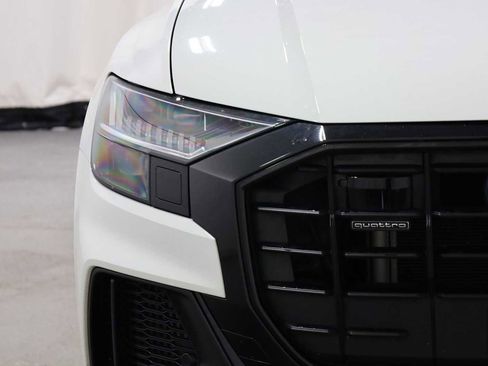 Used 2022 Audi Q8 Prestige w/ Prestige Package image 15
