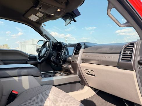 Used 2022 Ford F250 XLT w/ XLT Value Package image 19