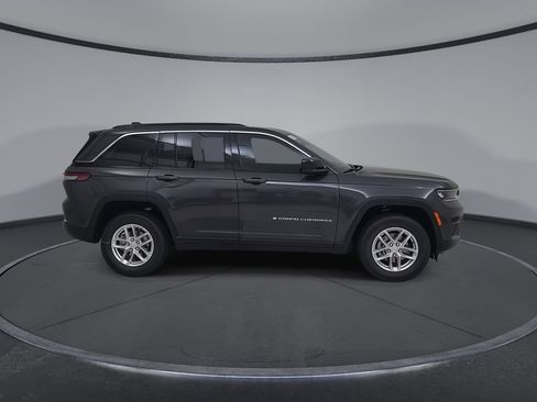 New 2026 Jeep Grand Cherokee Laredo X AWD/4WD image 17