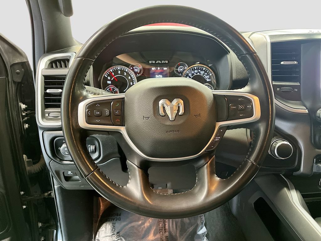 Used 2022 RAM 1500 Big Horn AWD/4WD image 11
