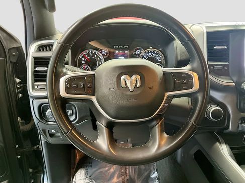 Used 2022 RAM 1500 Big Horn AWD/4WD image 11