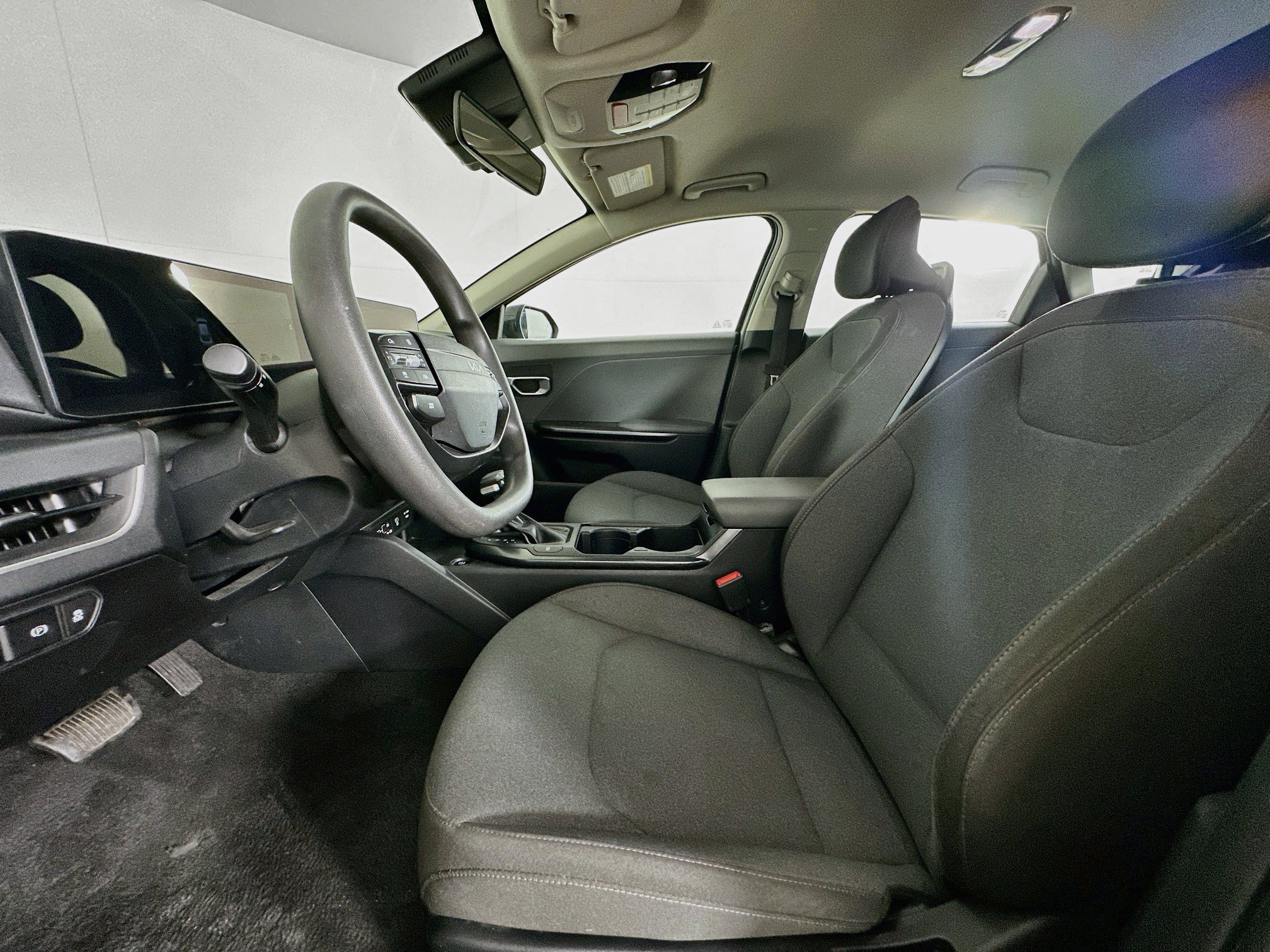 Used 2025 Kia K4 FWD image 13