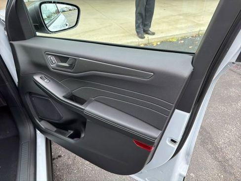 New 2026 Ford Escape Active image 16