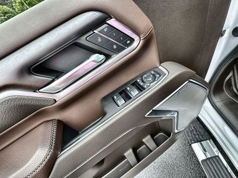 Used 2024 GMC Sierra 2500 Denali w/ Denali Reserve Package image 57